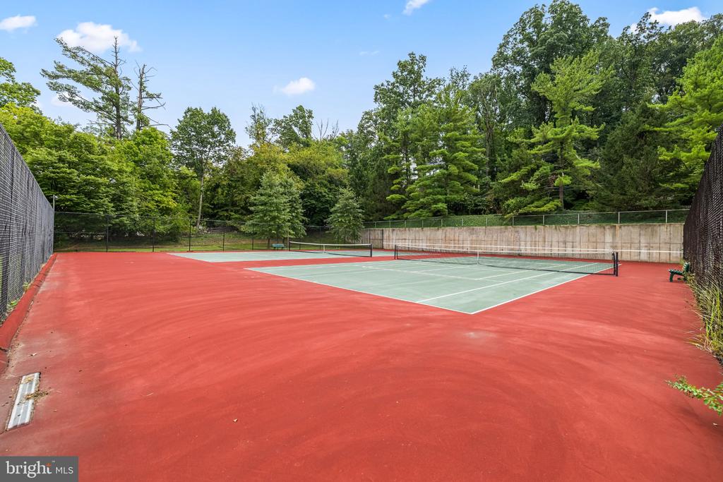 11 COLDWATER COURT
