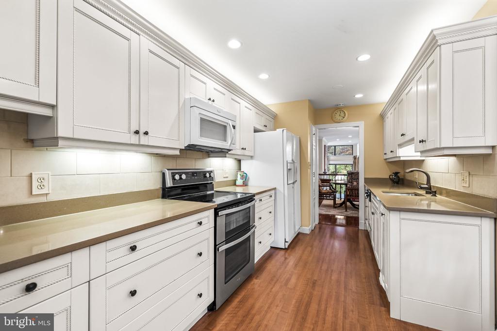 11 COLDWATER COURT