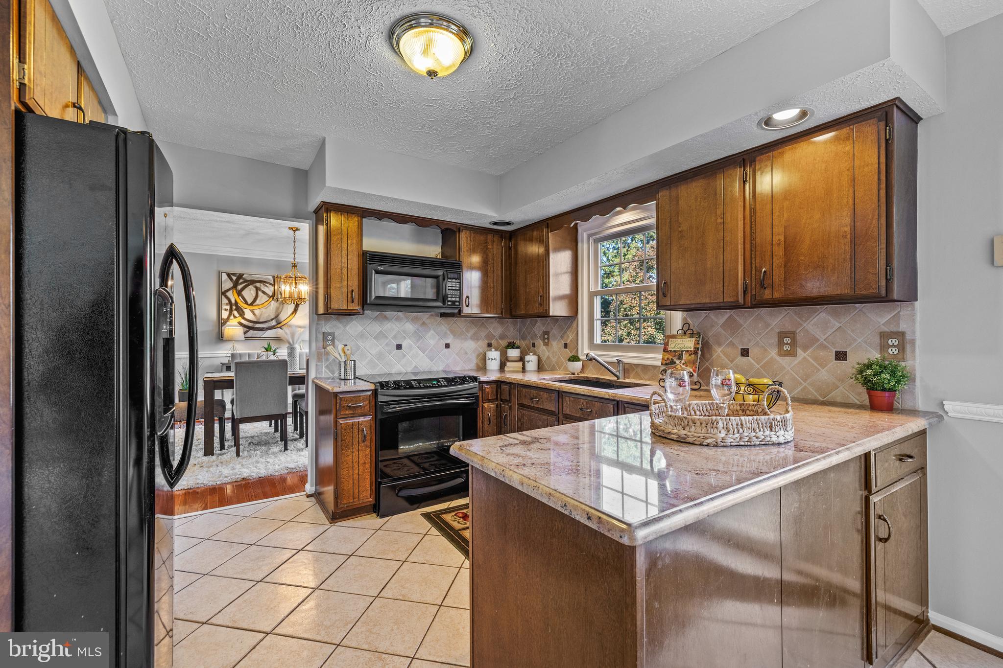 3525 Advocate Hill DRIVE