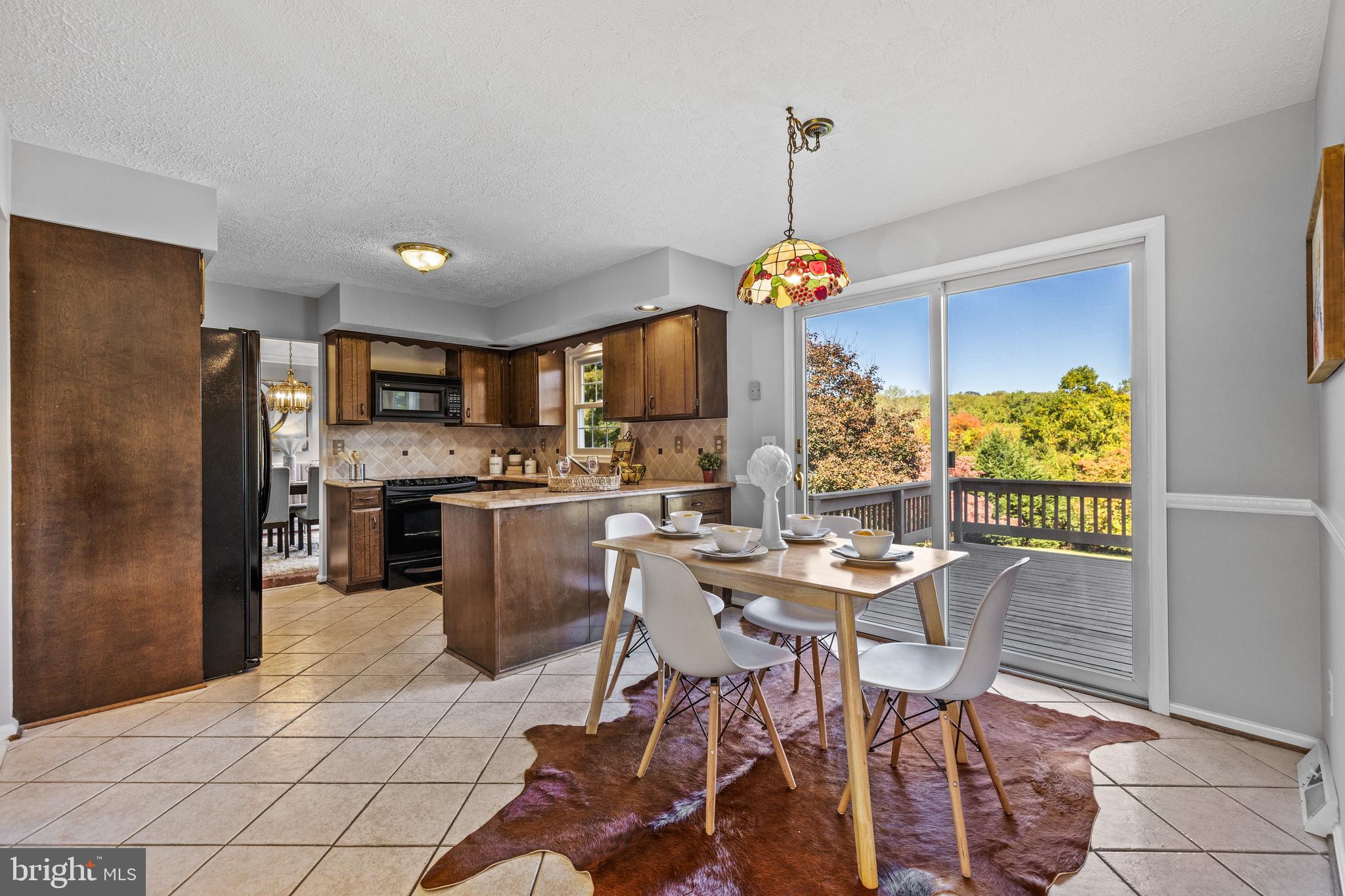 3525 Advocate Hill DRIVE