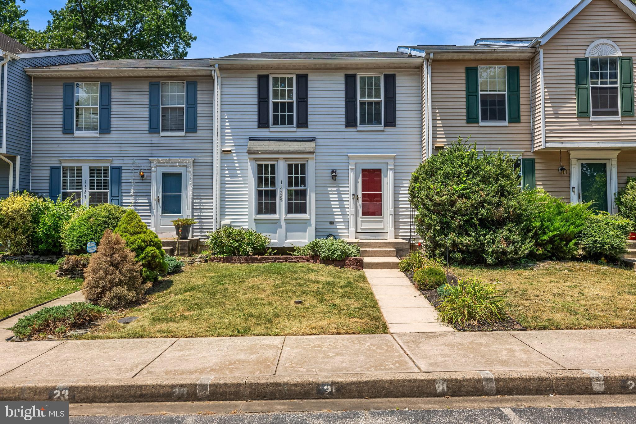 1325 Germander Dr