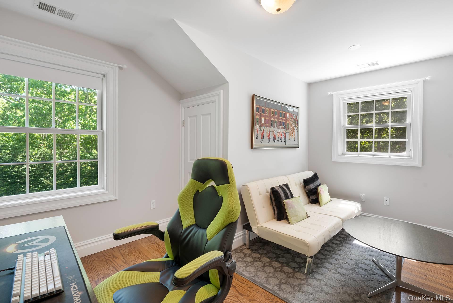 6 Woodruff Lane