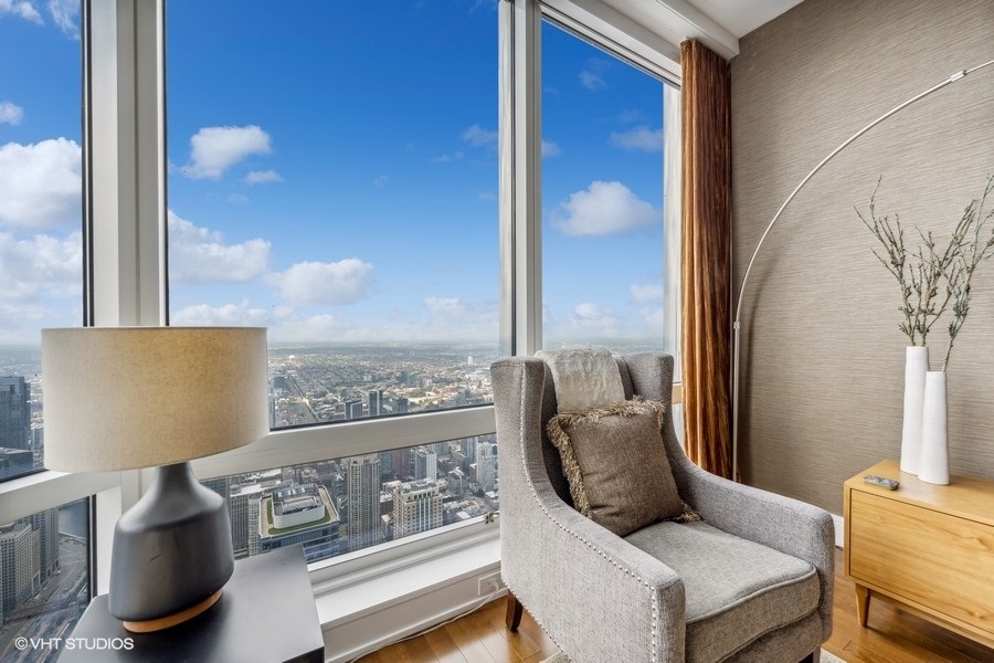 401 N Wabash Avenue Unit: 77G