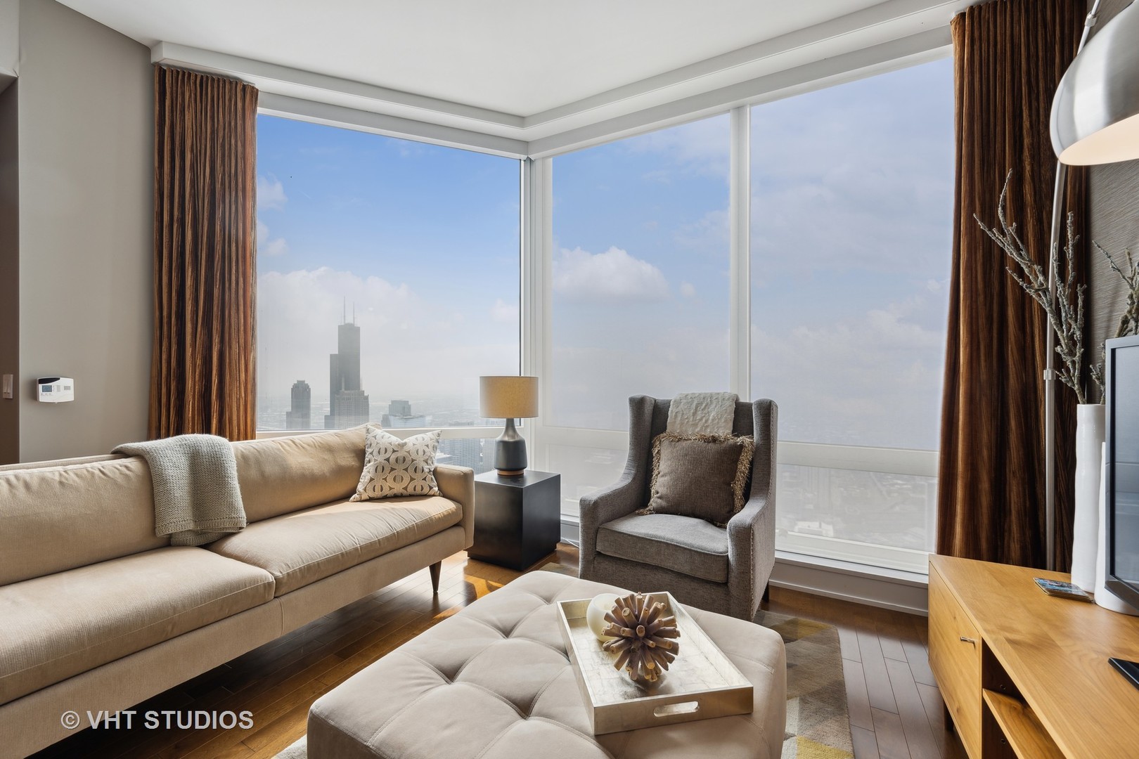 401 N Wabash Avenue Unit: 77G