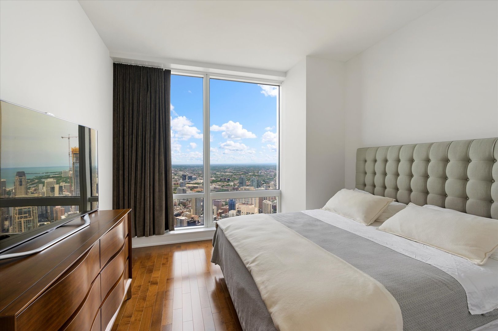 401 N Wabash Avenue Unit: 60B