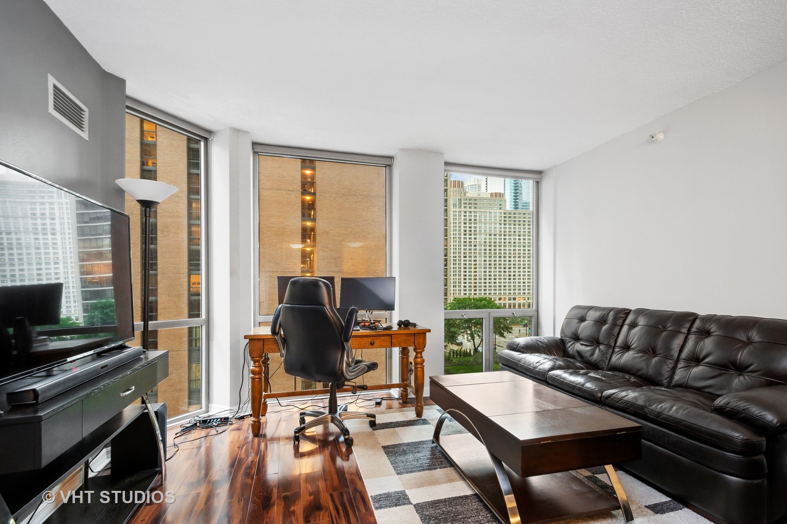 222 N COLUMBUS Drive Unit: 507