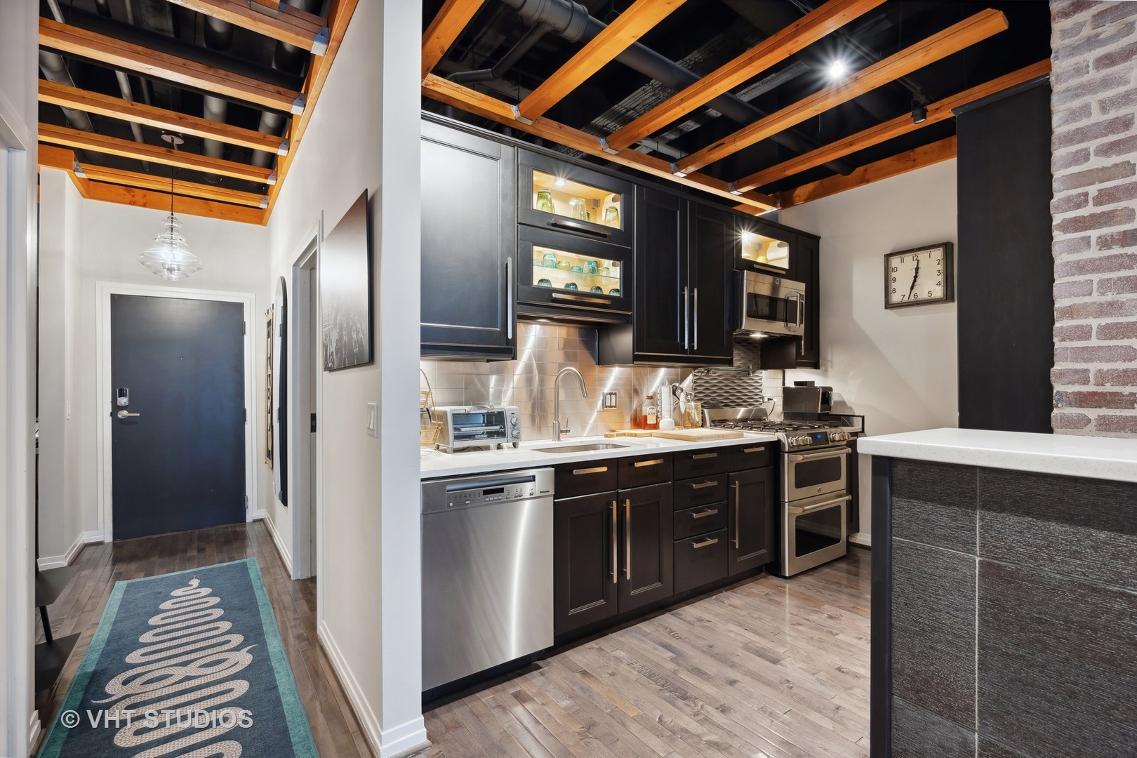 20 N State Street Unit: 409