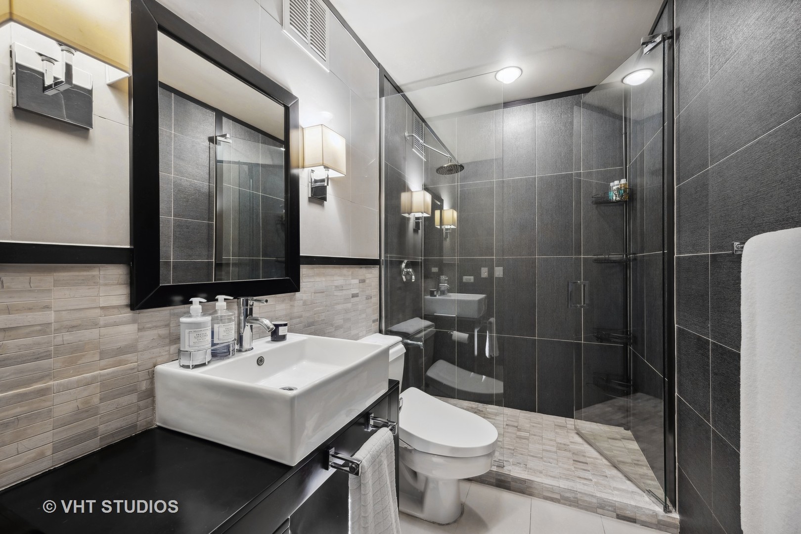 20 N State Street Unit: 409