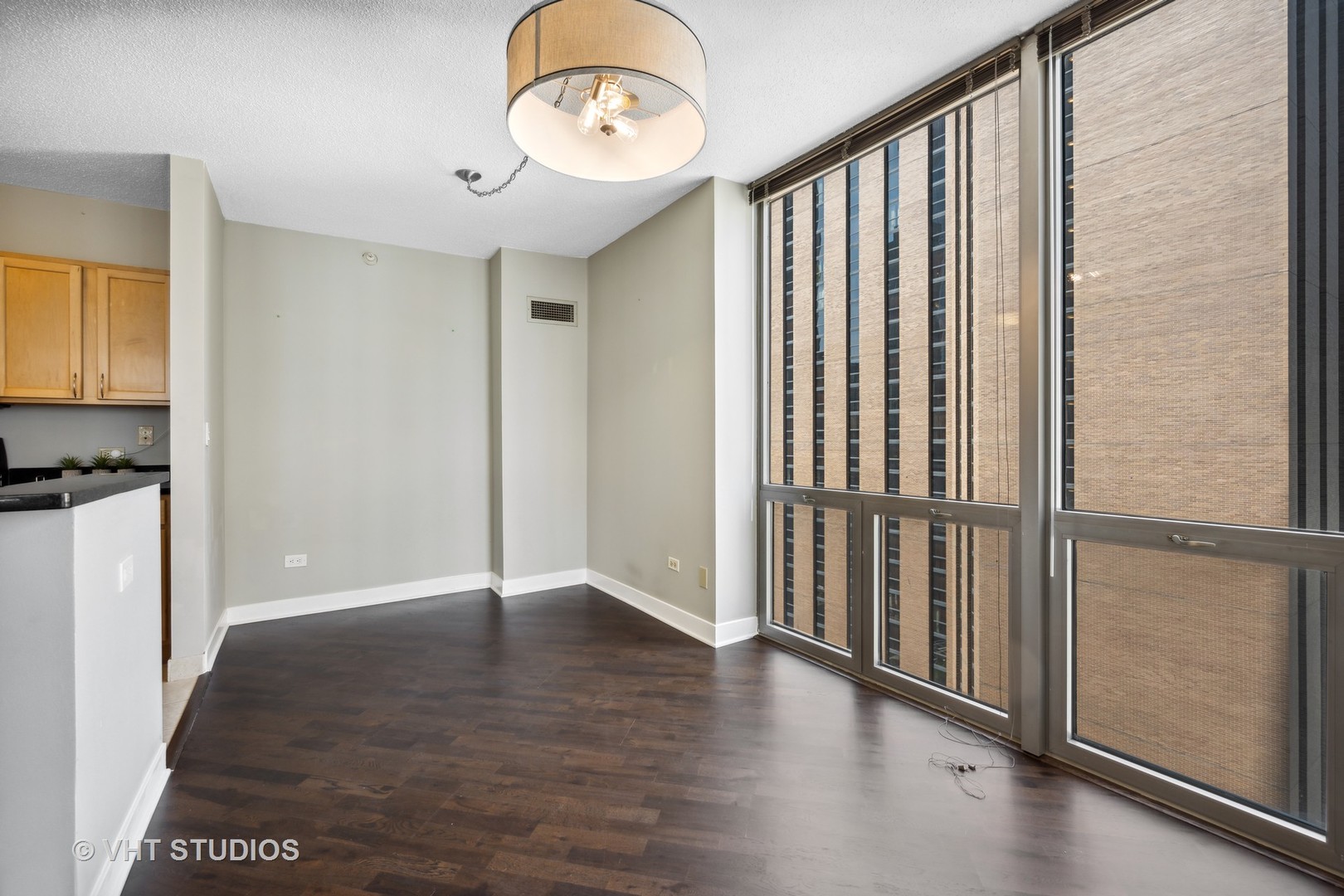 222 N Columbus Drive Unit: 2008