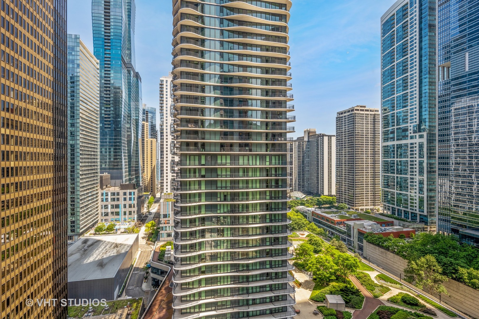 222 N Columbus Drive Unit: 2008