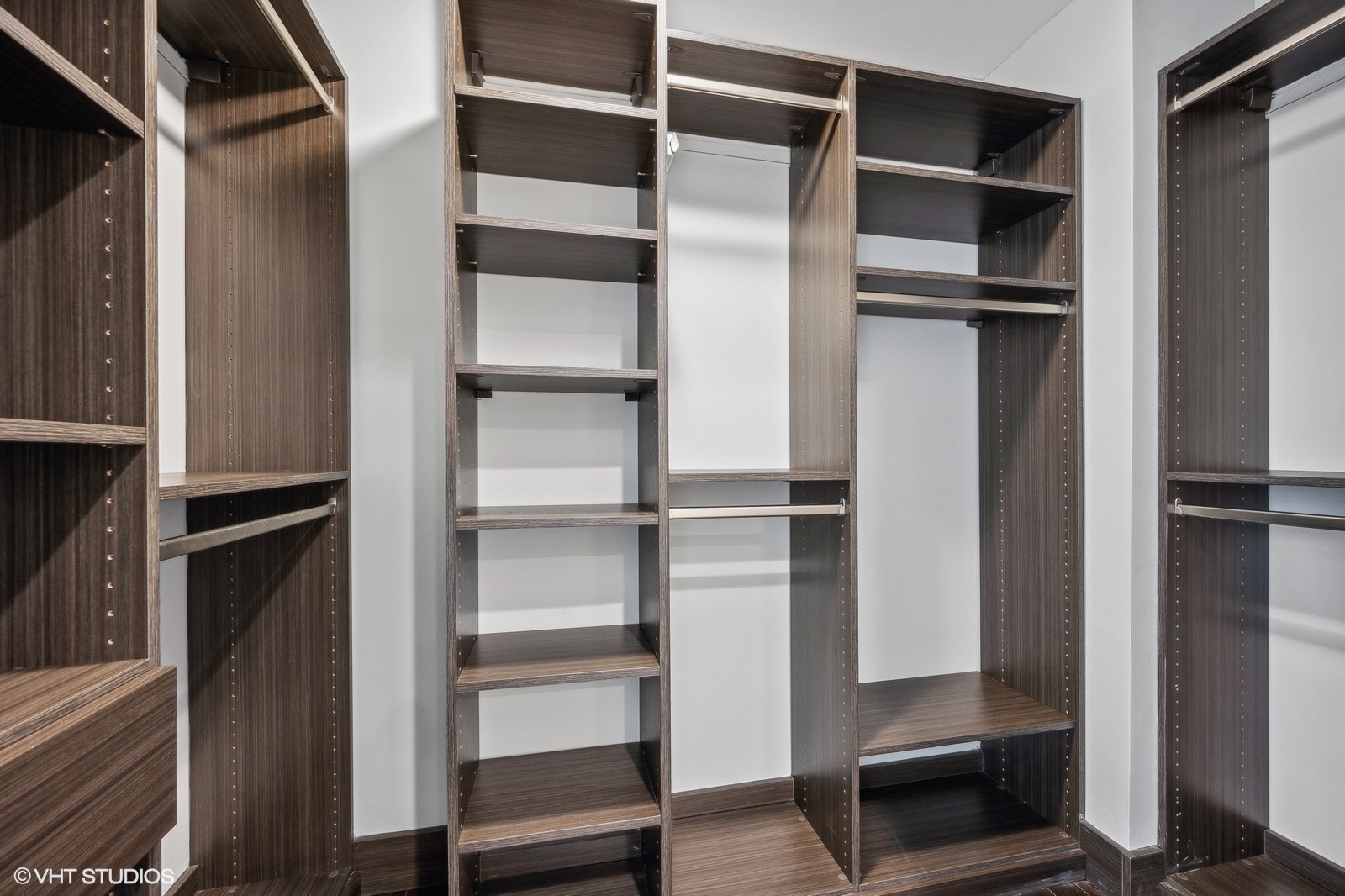 340 E Randolph Street Unit: 500