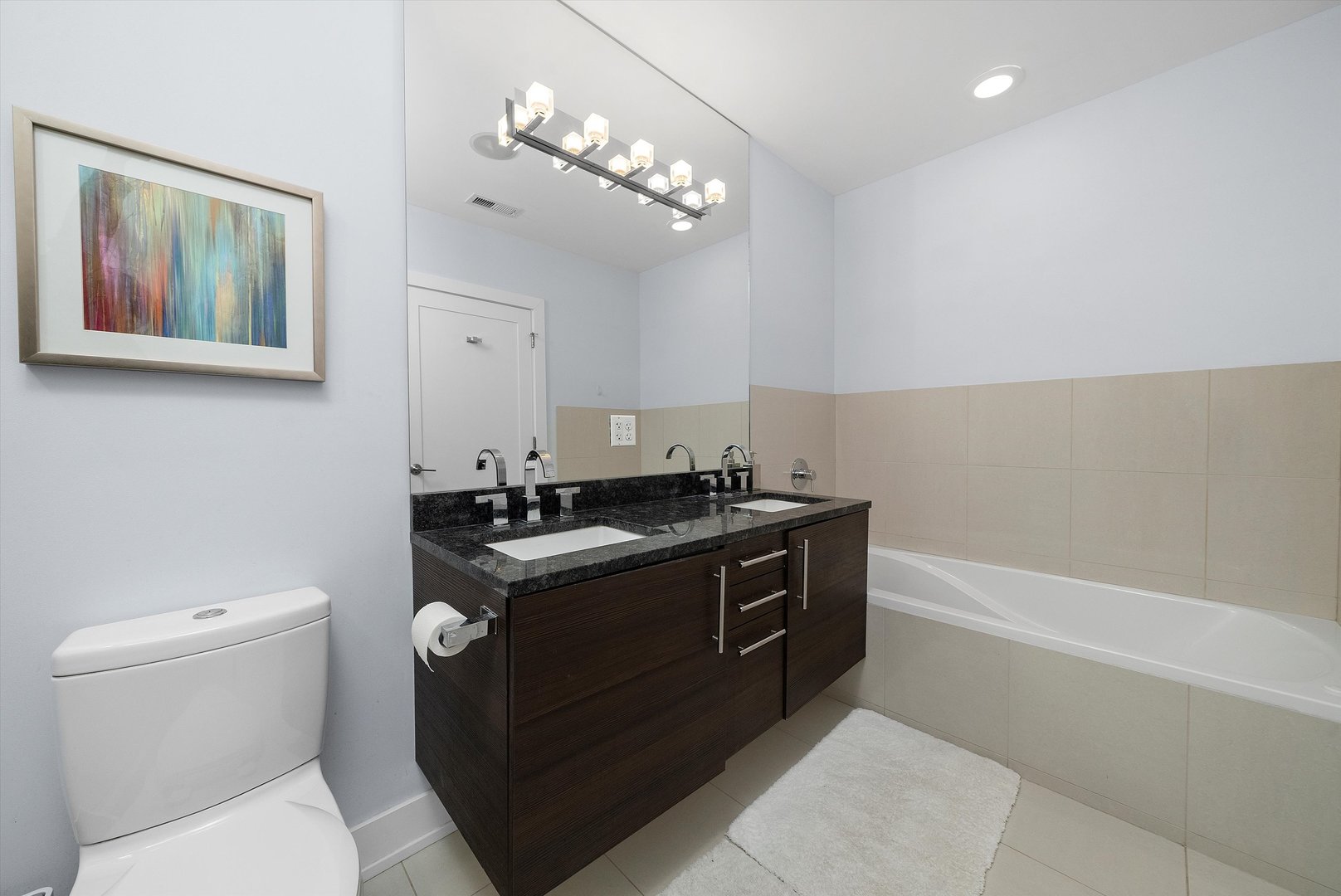 1312 W Madison Street Unit: 3B