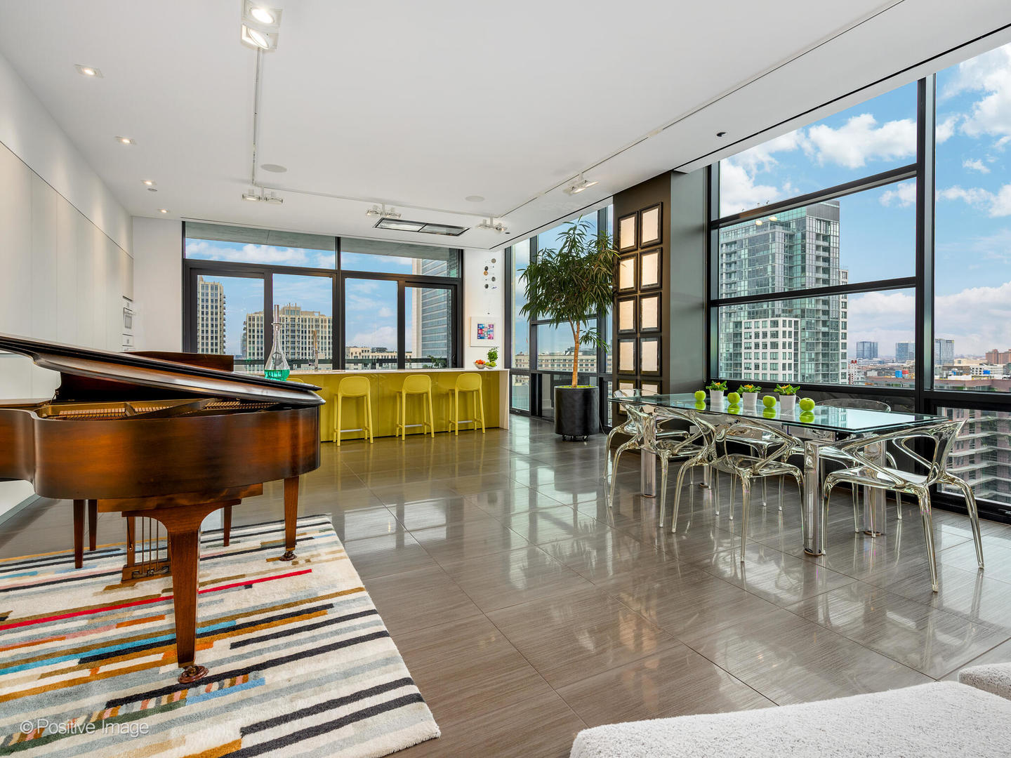 400 W Huron Street Unit: 1003