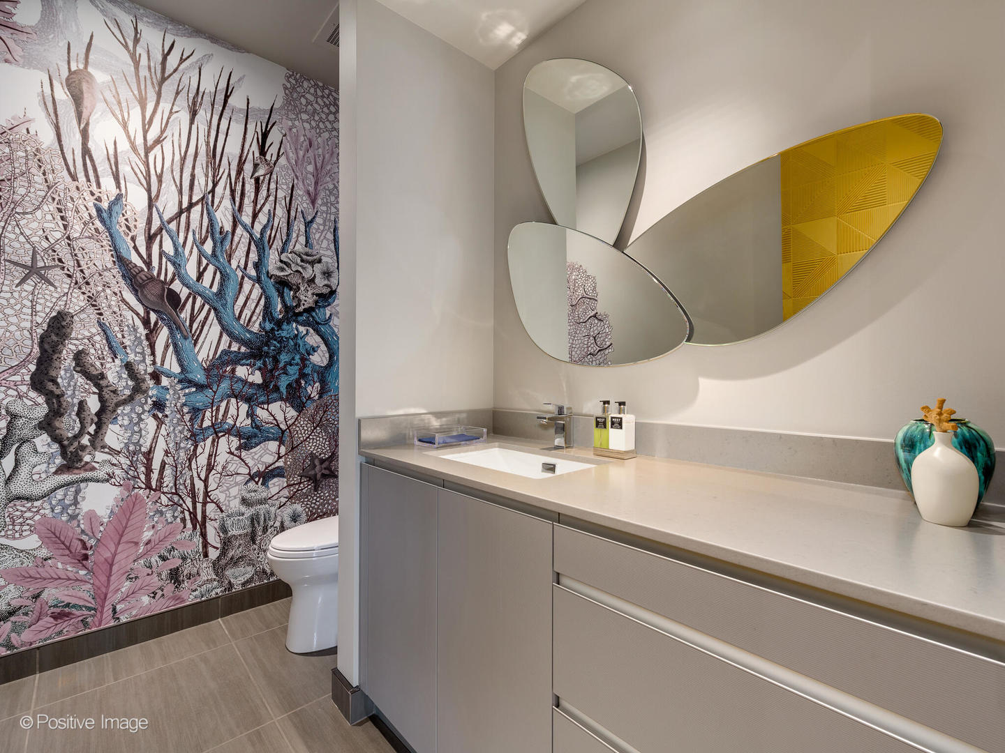 400 W Huron Street Unit: 1003