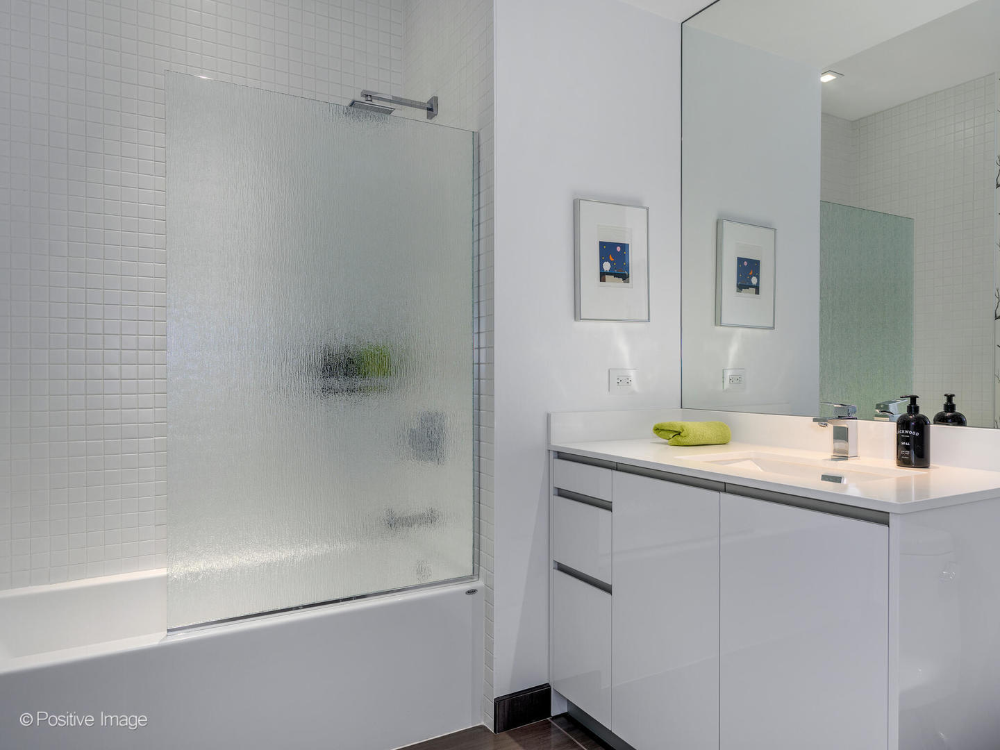 400 W Huron Street Unit: 1003