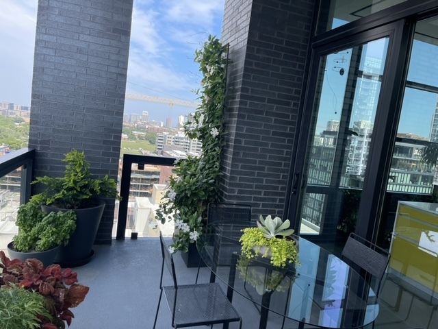400 W Huron Street Unit: 1003
