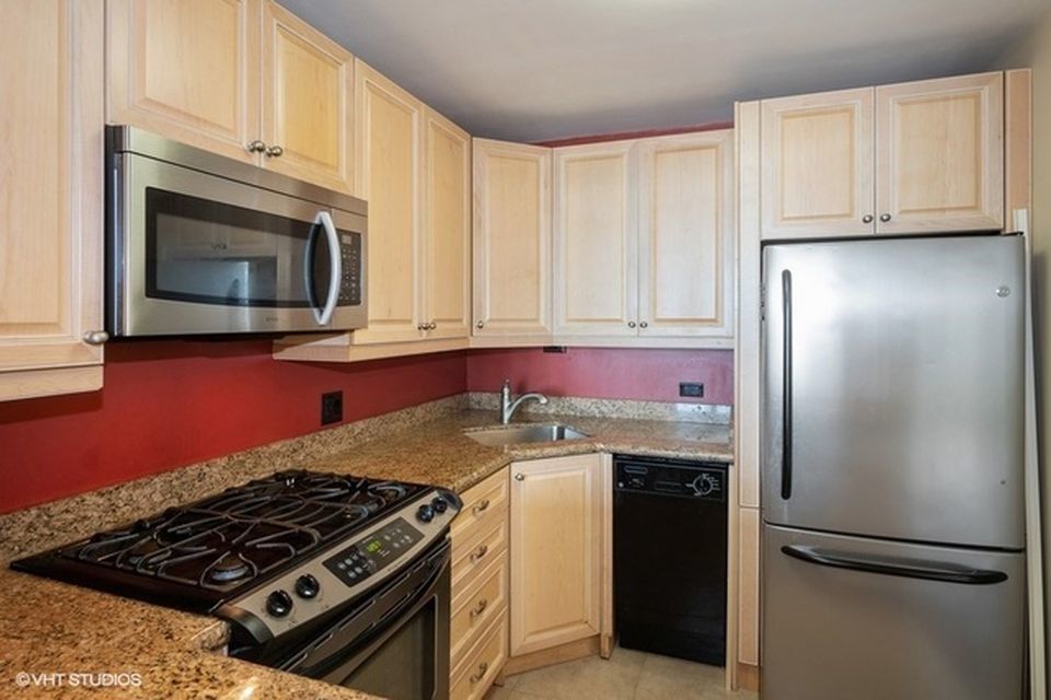 400 E RANDOLPH Street Unit: 3504