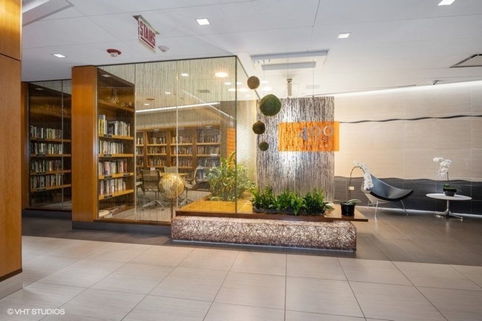 400 E RANDOLPH Street Unit: 3504