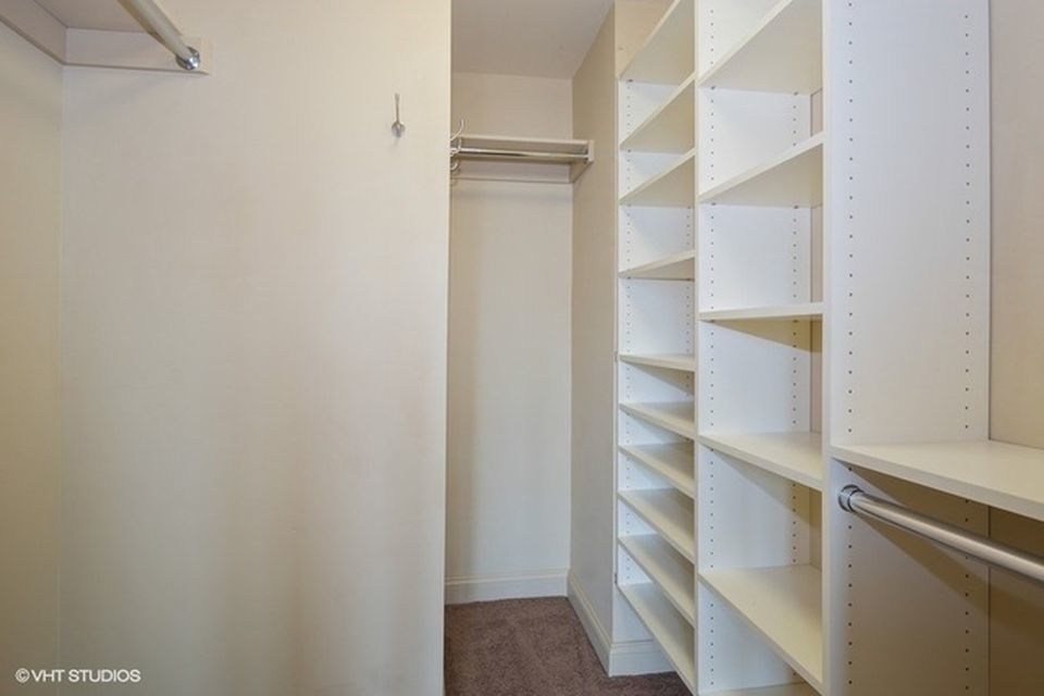 400 E RANDOLPH Street Unit: 3504