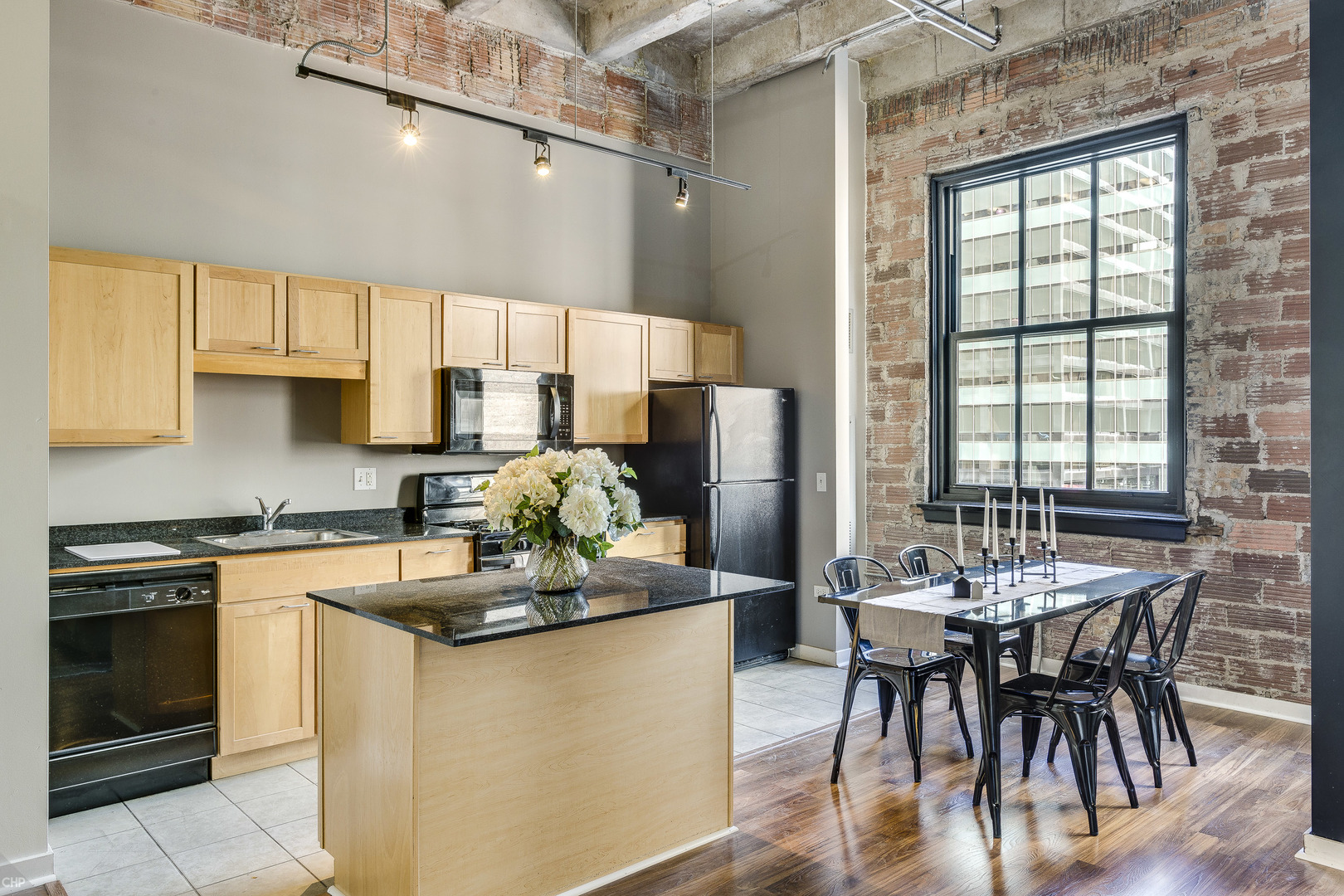 20 N STATE Street Unit: 910