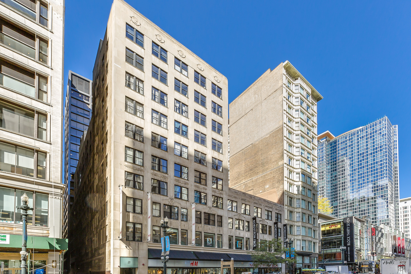 20 N STATE Street Unit: 910