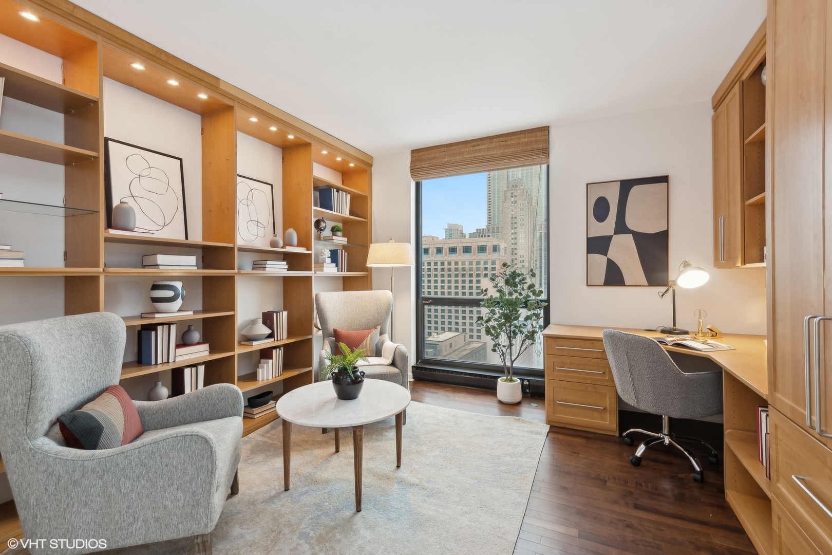 990 N Lake Shore Drive Unit: 28C