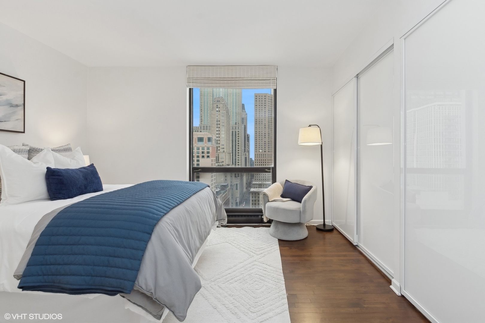 990 N Lake Shore Drive Unit: 28C
