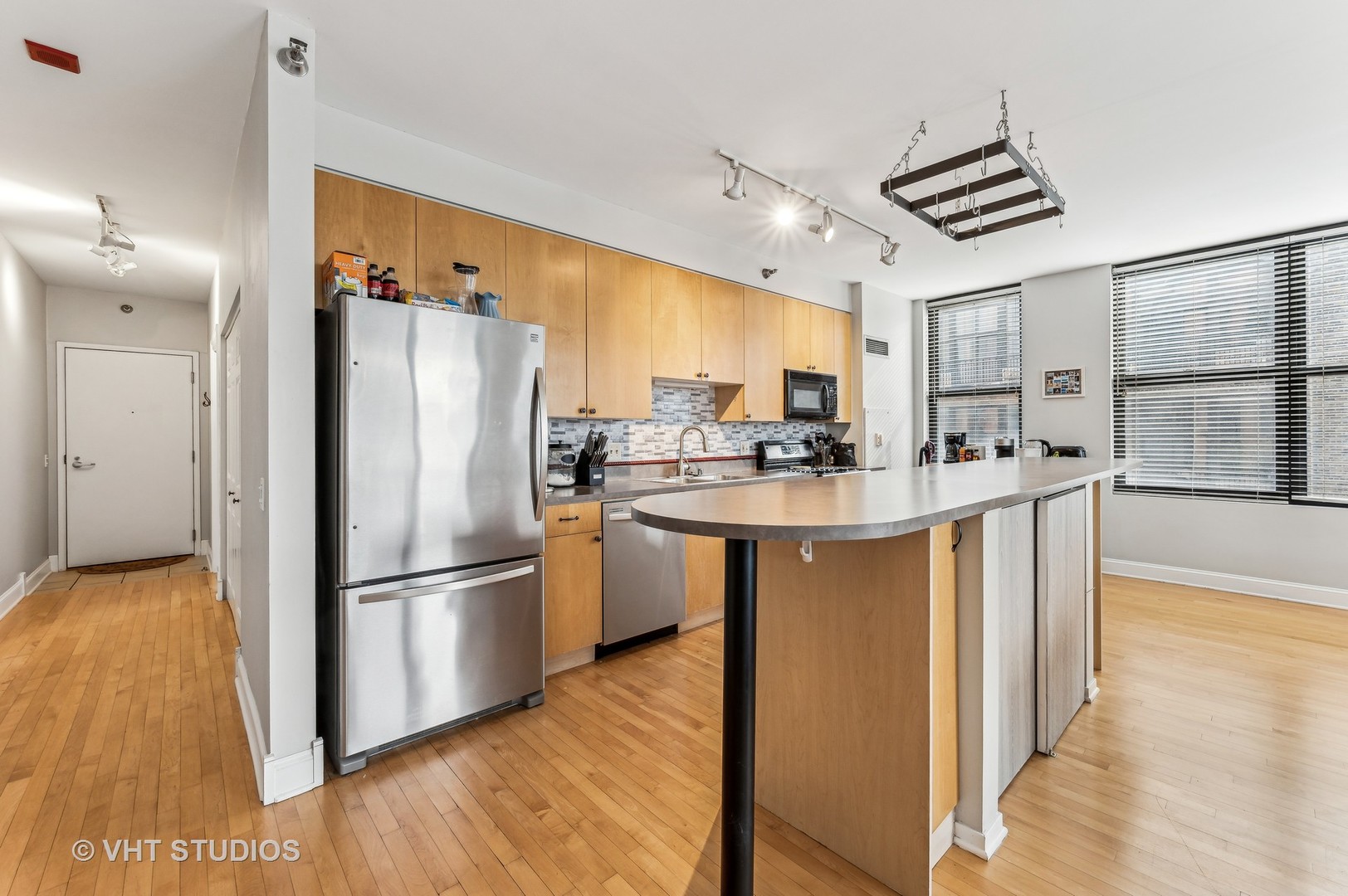 330 N JEFFERSON Street Unit: 705