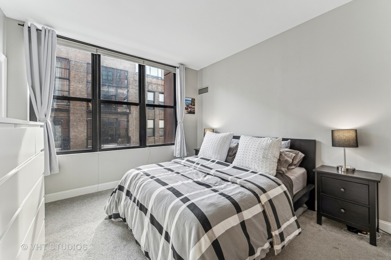 330 N JEFFERSON Street Unit: 705