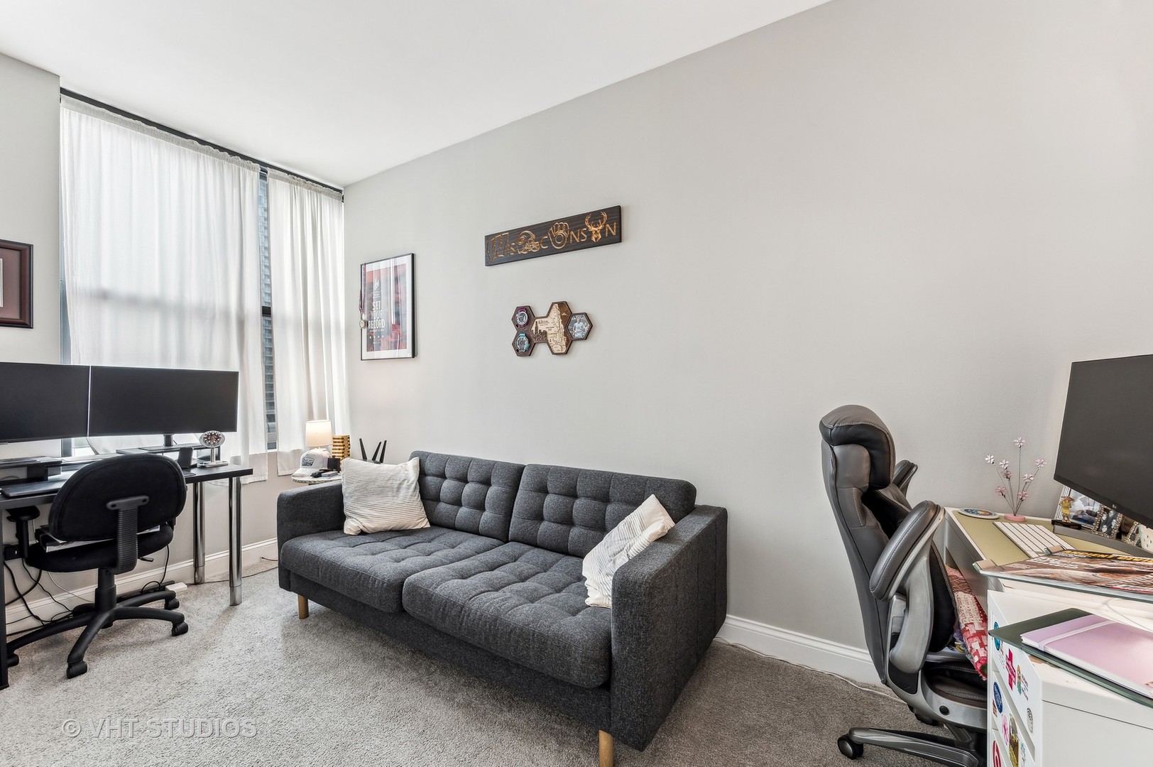 330 N JEFFERSON Street Unit: 705