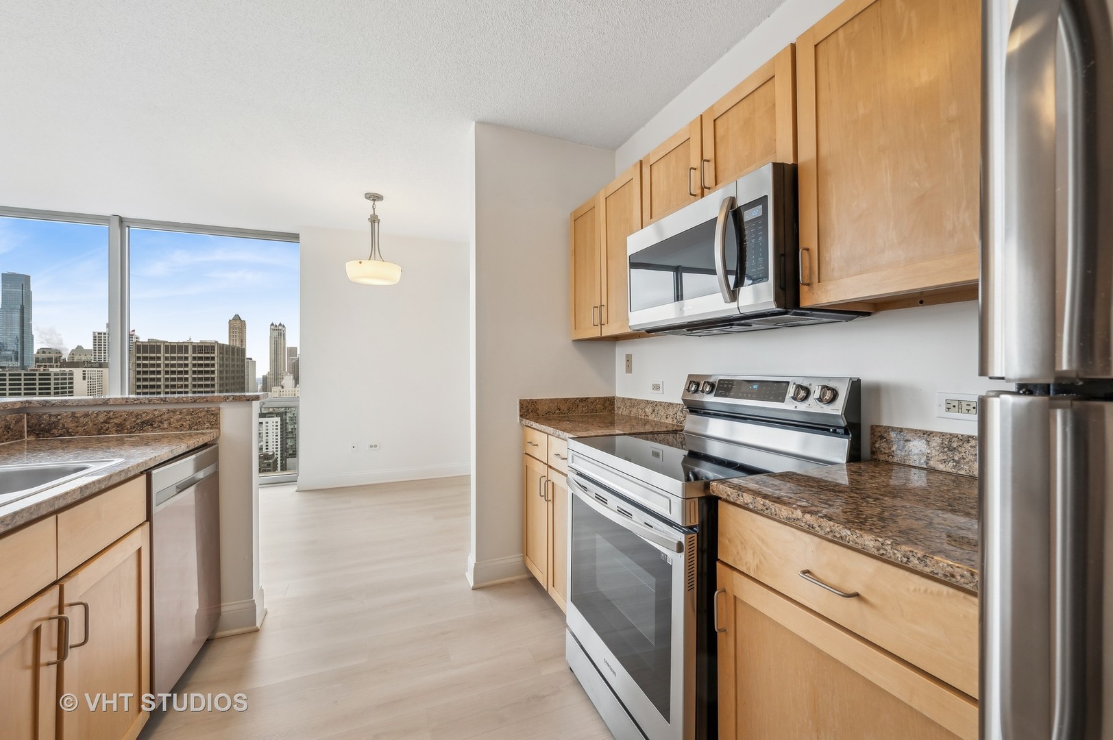 222 N COLUMBUS Drive Unit: 4103