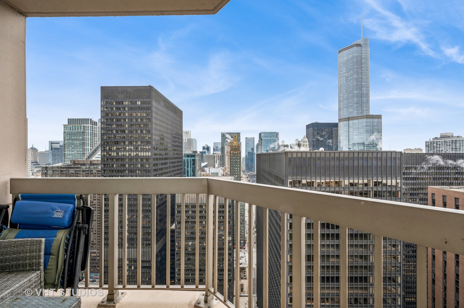 222 N COLUMBUS Drive Unit: 4103