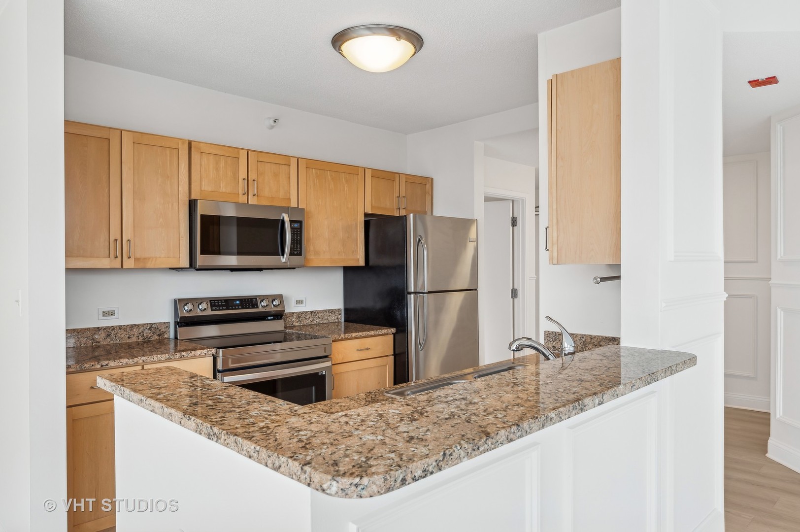 222 N COLUMBUS Drive Unit: 4103