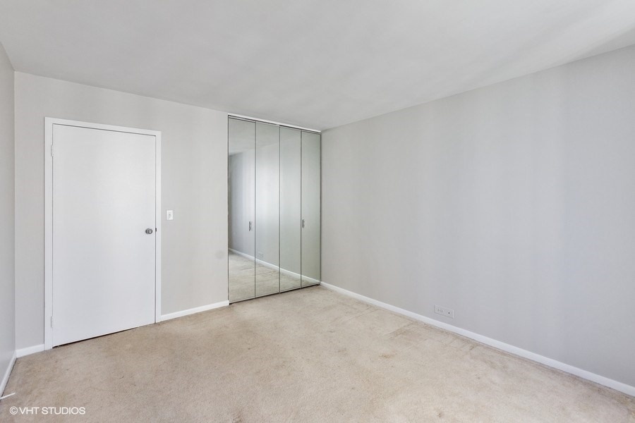 155 N Harbor Drive Unit: 3406