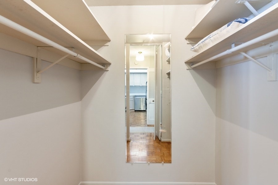 155 N Harbor Drive Unit: 3406