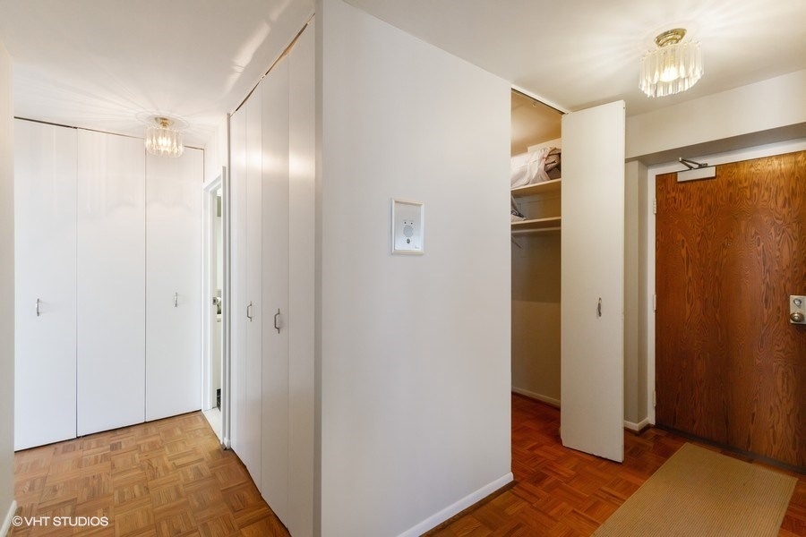 155 N Harbor Drive Unit: 3406