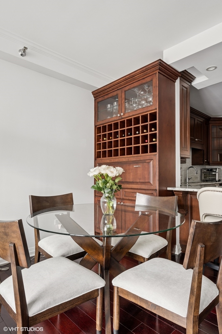 33 W Ontario Street Unit: 36D