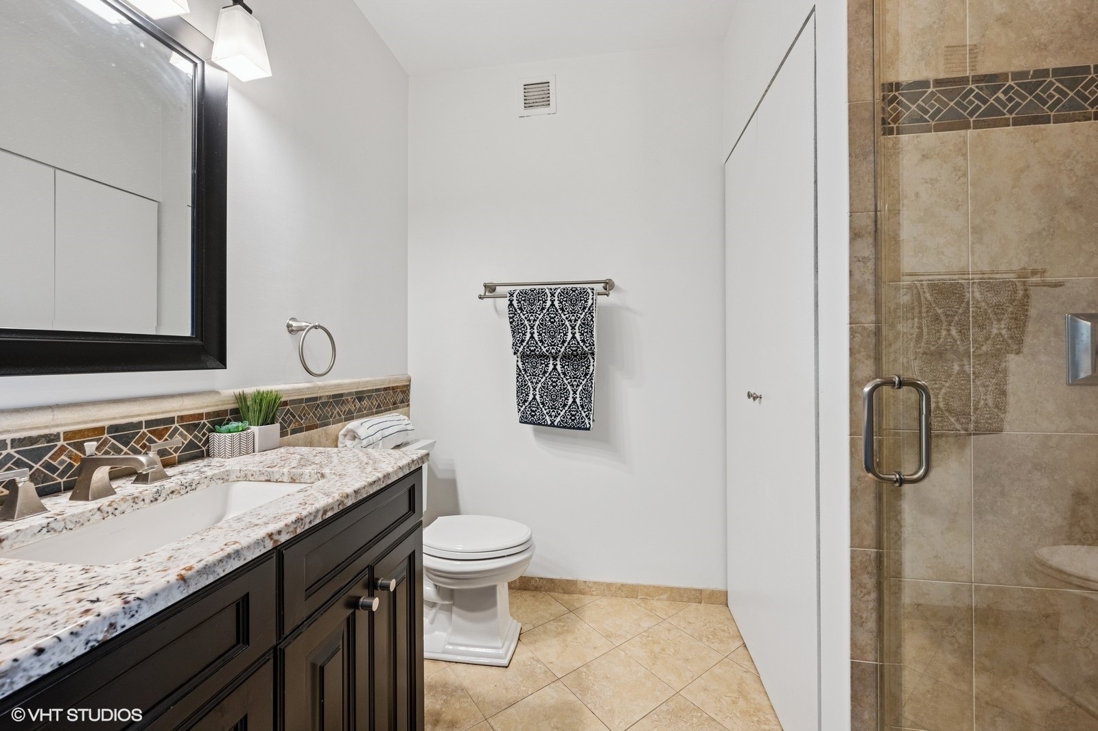 33 W Ontario Street Unit: 36D