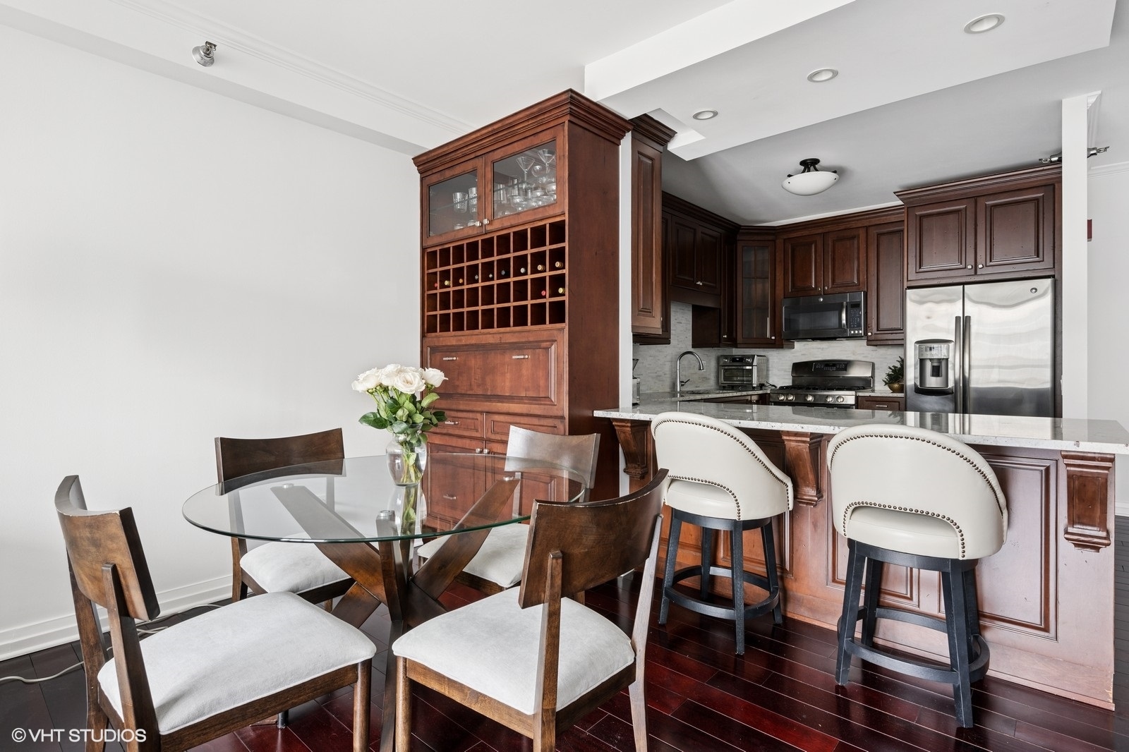 33 W Ontario Street Unit: 36D