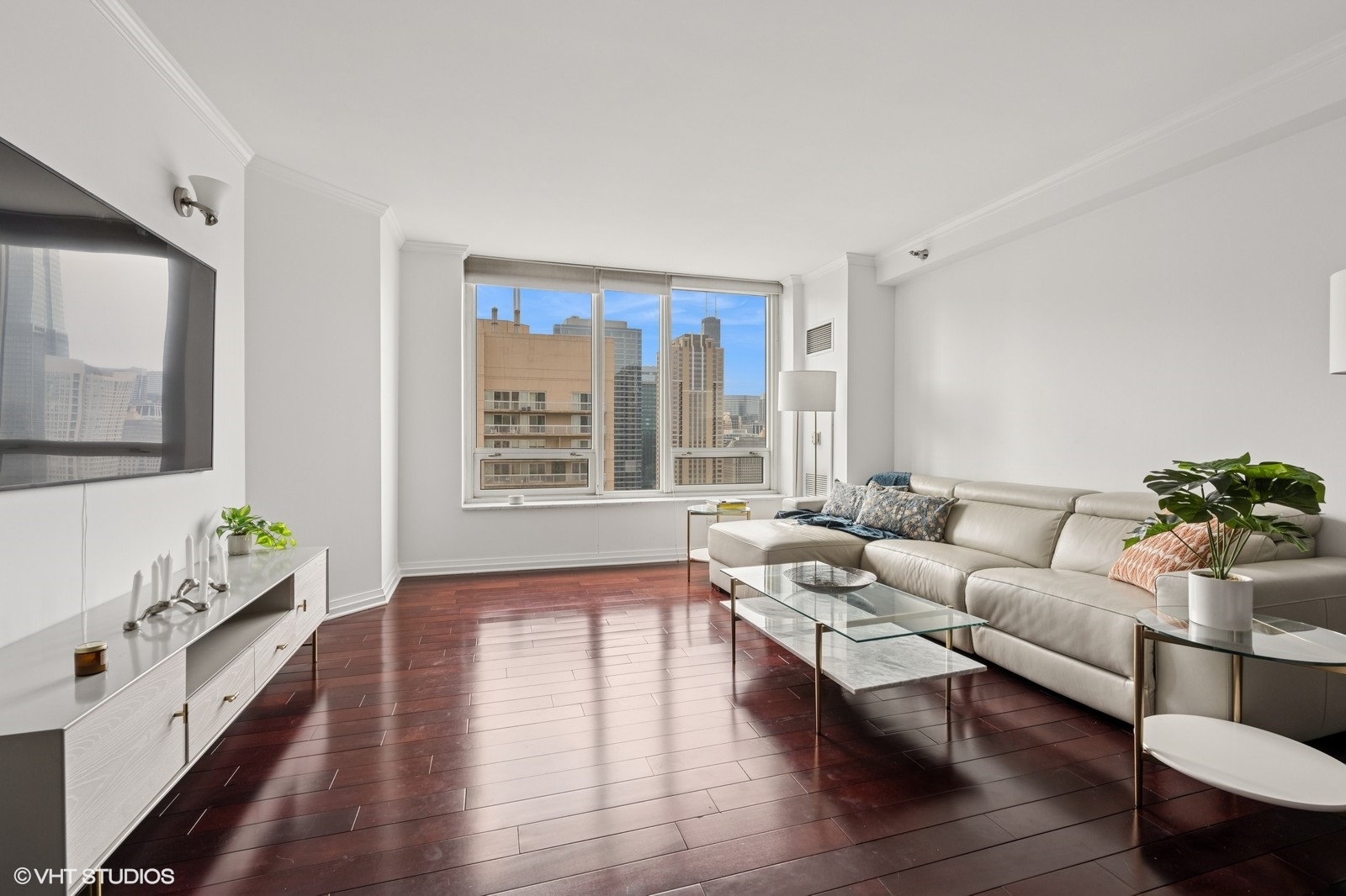 33 W Ontario Street Unit: 36D
