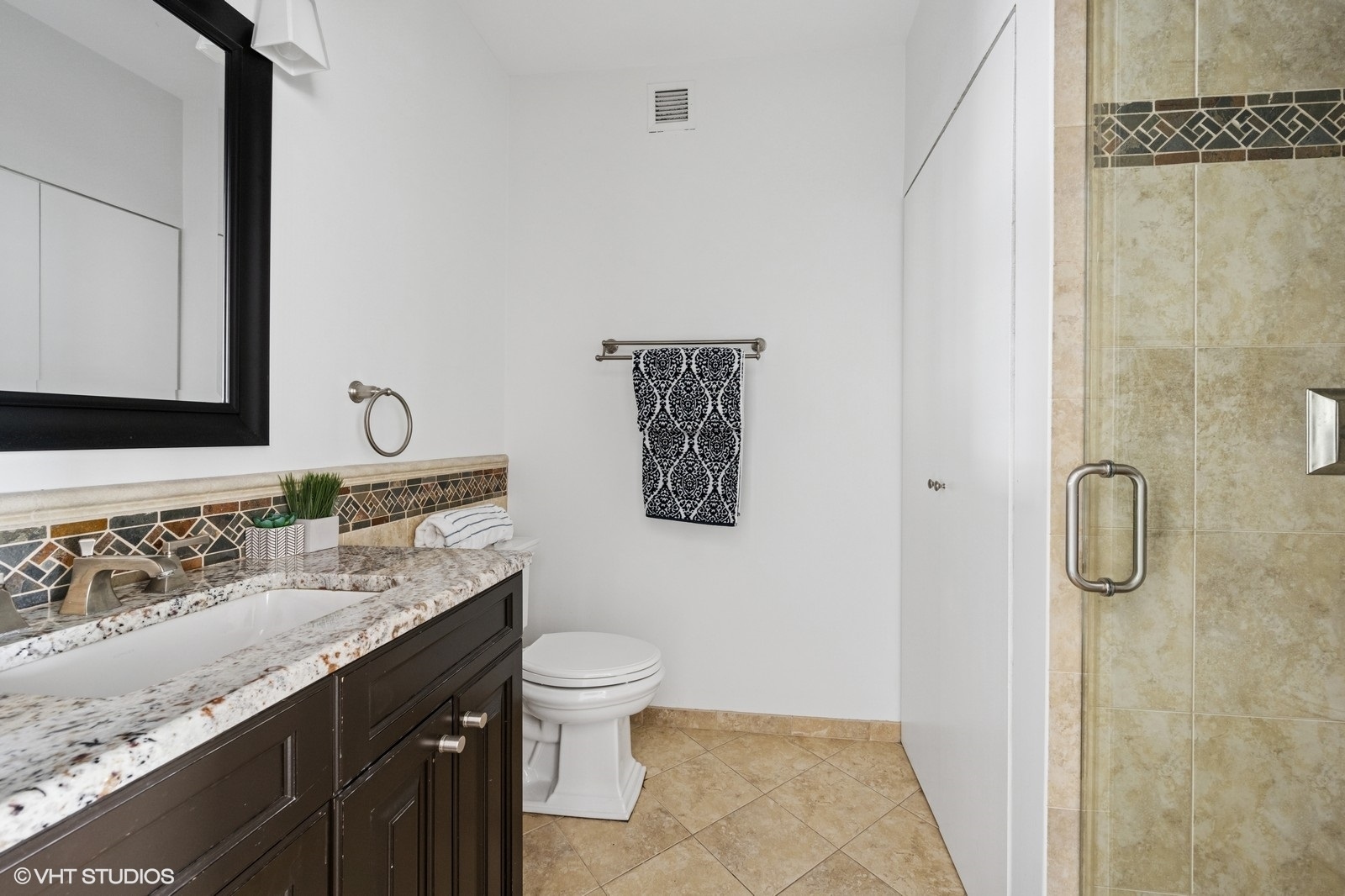 33 W Ontario Street Unit: 36D