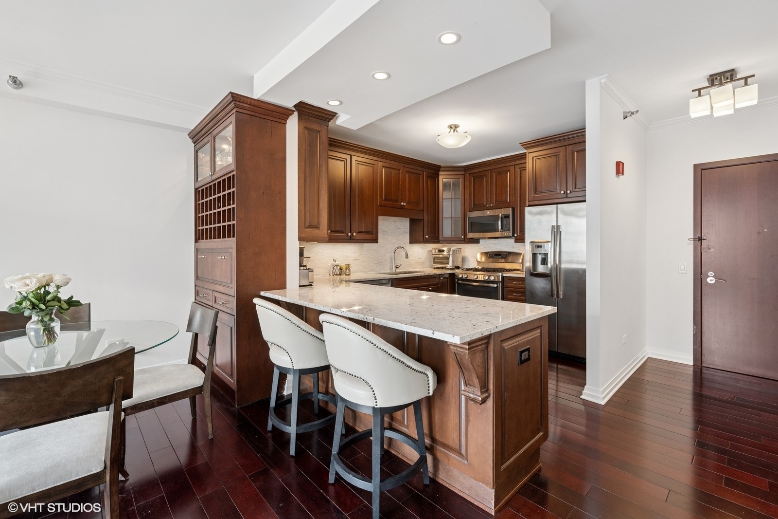 33 W Ontario Street Unit: 36D