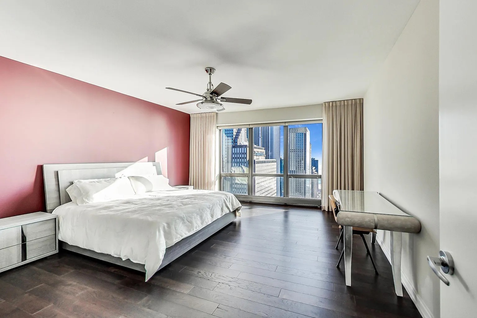 130 N Garland Court Unit: 5303