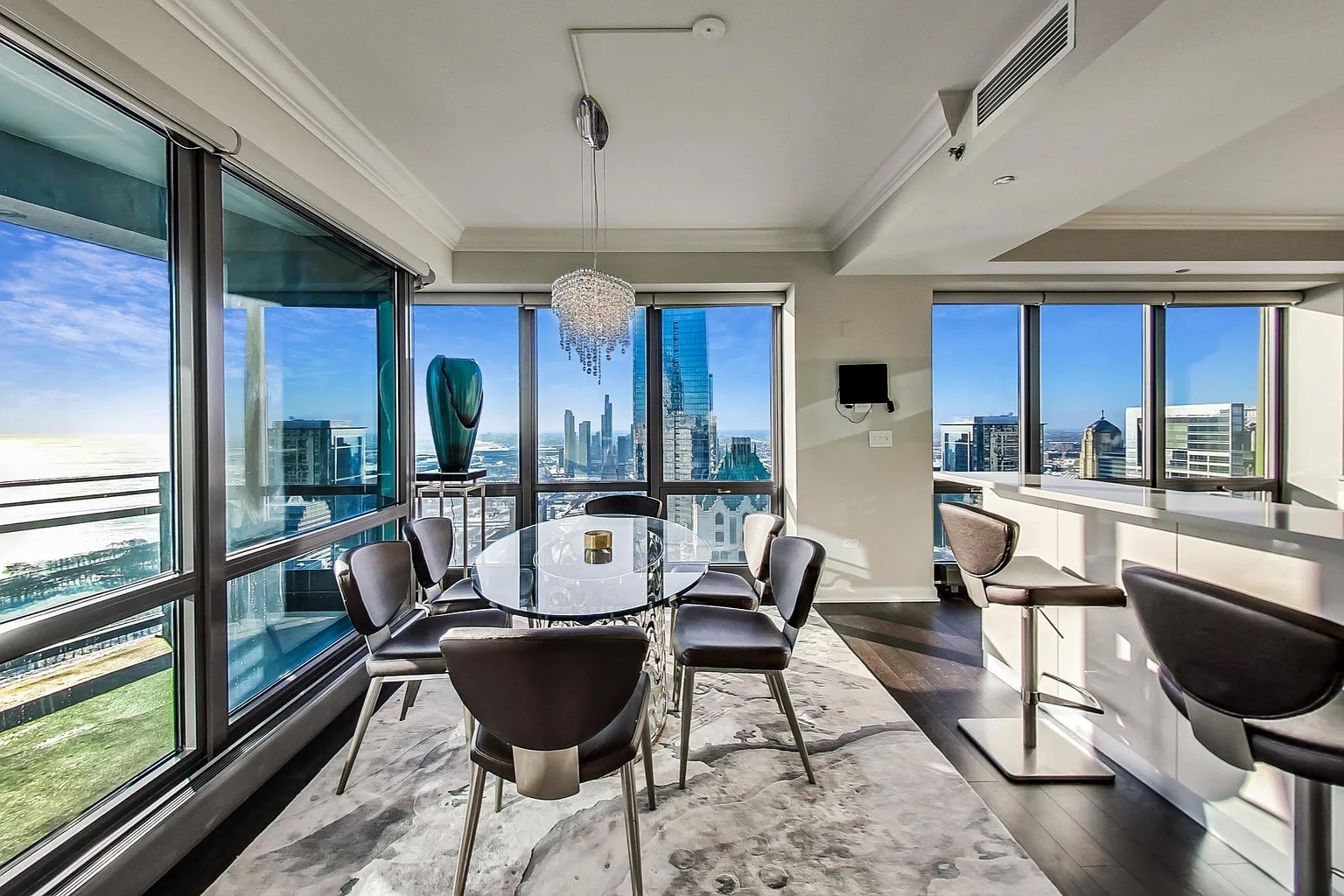 130 N Garland Court Unit: 5303