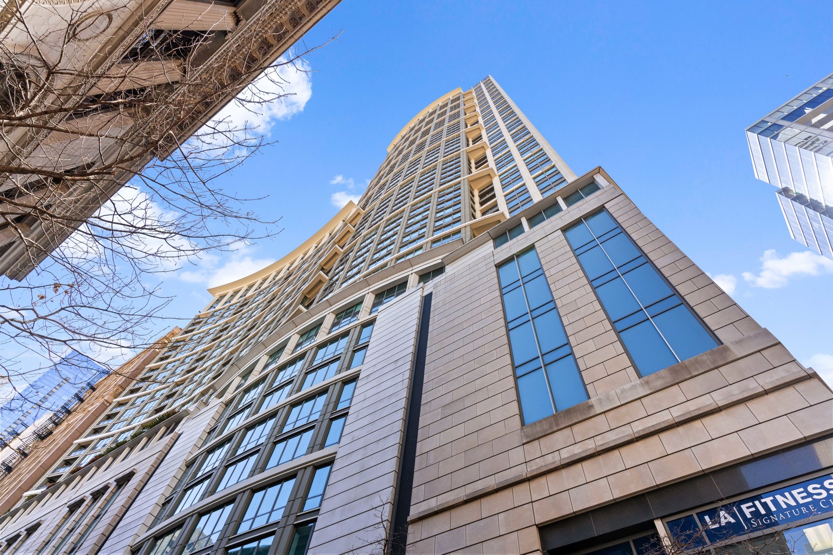 130 N Garland Court Unit: 5303