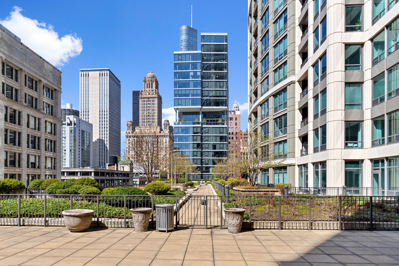 130 N Garland Court Unit: 5303