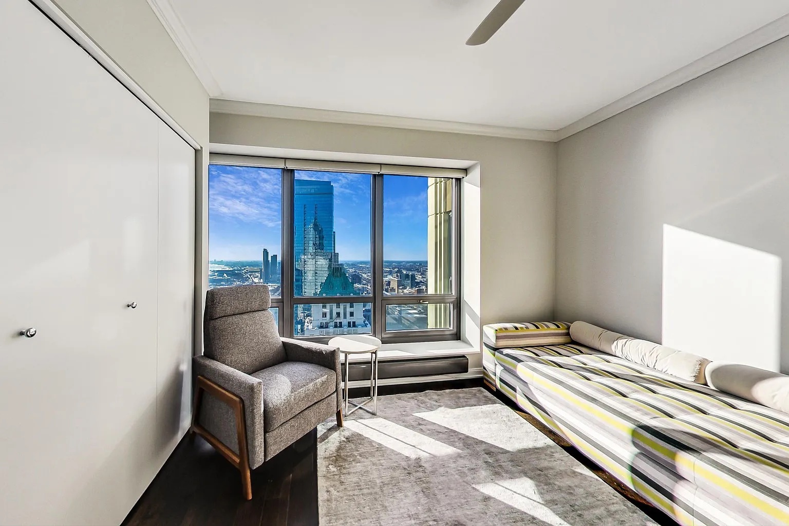 130 N Garland Court Unit: 5303