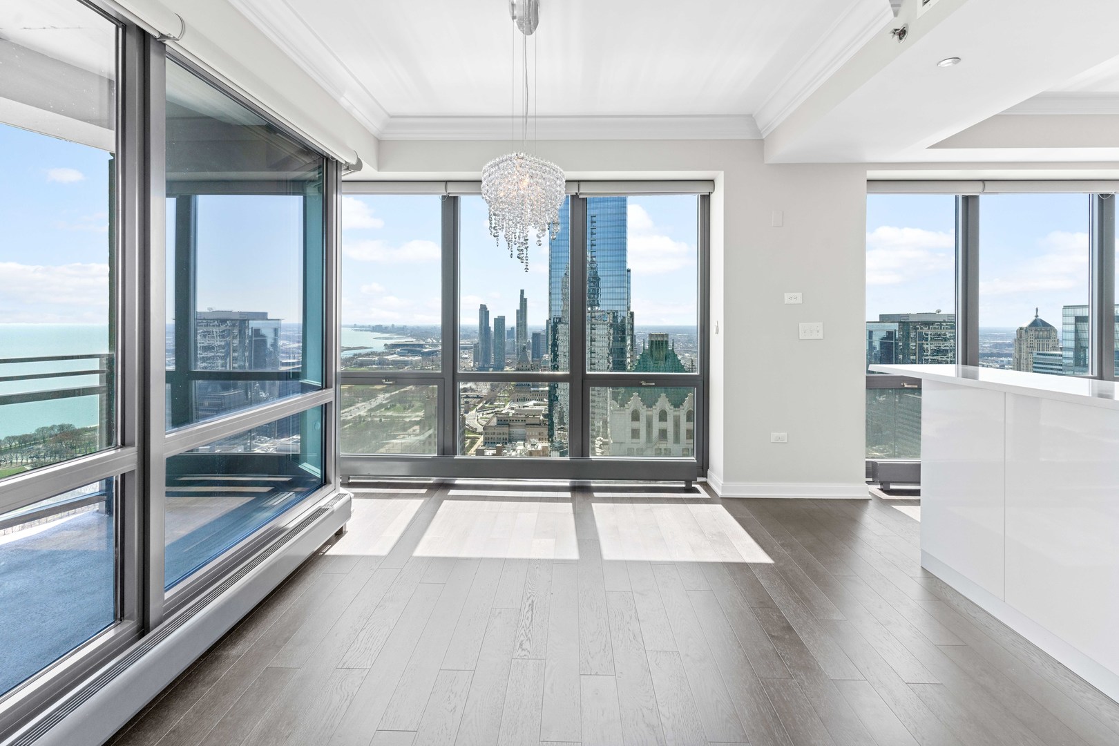 130 N Garland Court Unit: 5303