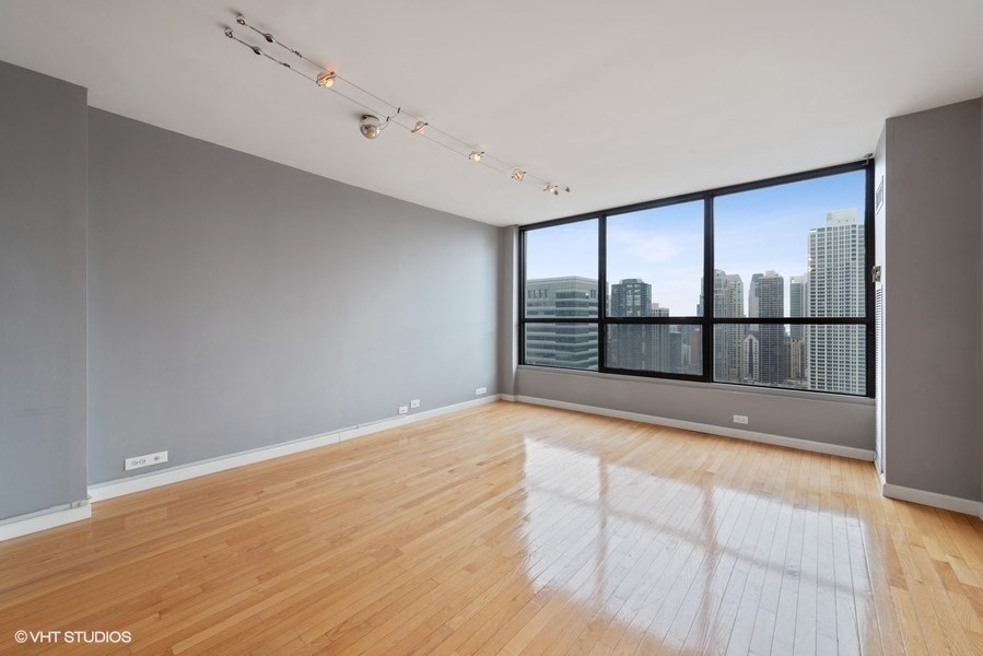 405 N WABASH Avenue Unit: 3401