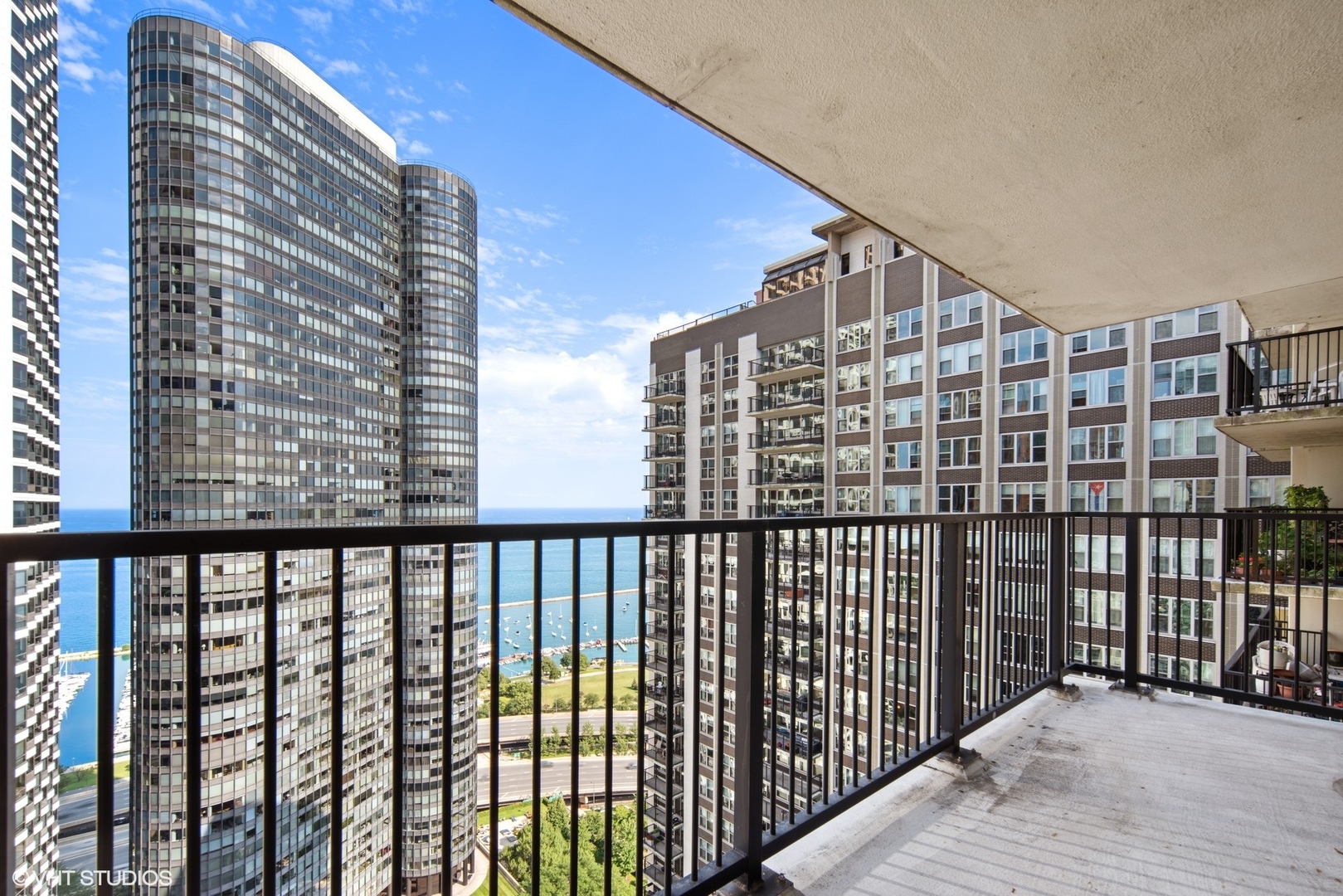 400 E Randolph Street Unit: 3527